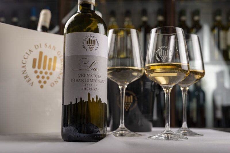 San Gimignano: Vernaccia Wine Tasting Experience - An In-Depth Look at the San Gimignano Vernaccia Wine Tasting Experience