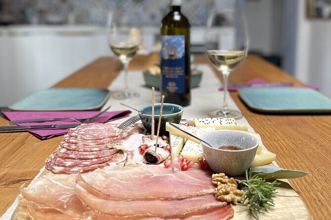 San Gimignano: Vineyard and Cellar Tour with Wine Tasting - Key Points