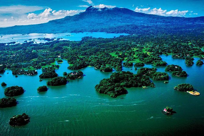 San Juan Del Sur Shore Excursion: Granada Colonial City and 365 Islets - Key Points