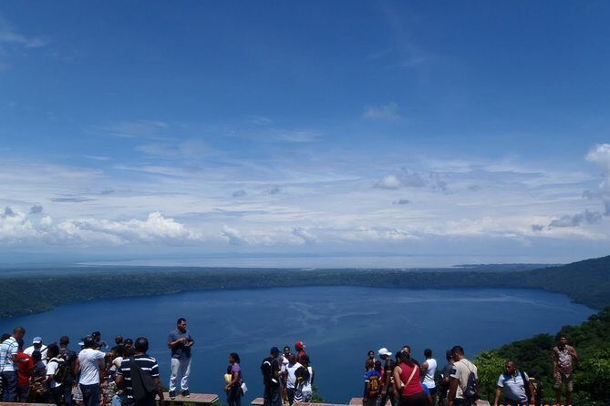 San Juan del Sur Shore Excursion: Private Masaya Volcano and Catarina Tour - The Experience in a Nutshell