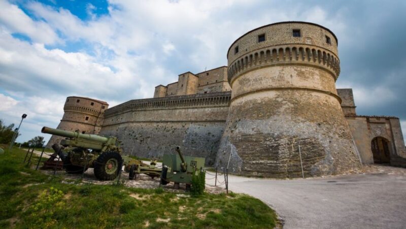 San Leo: Fortress Entry Ticket and Cagliostro's Prison - Key Points