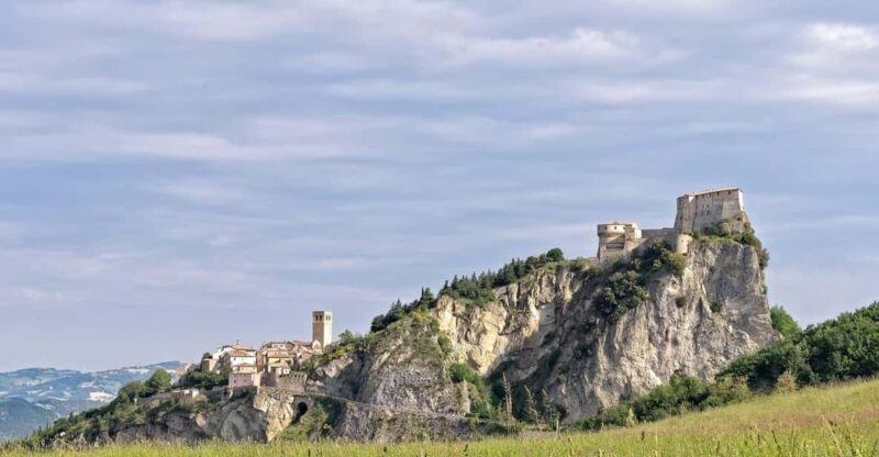 San Leo: Fortress Entry Ticket - Discovering San Leo: A Closer Look