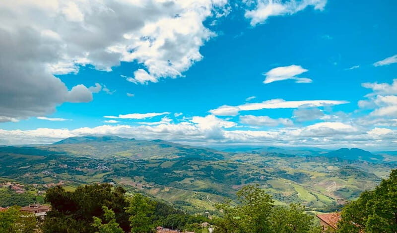 San Marino Historical Center Private Tour with tourist guide - Starting Point and Flexibility