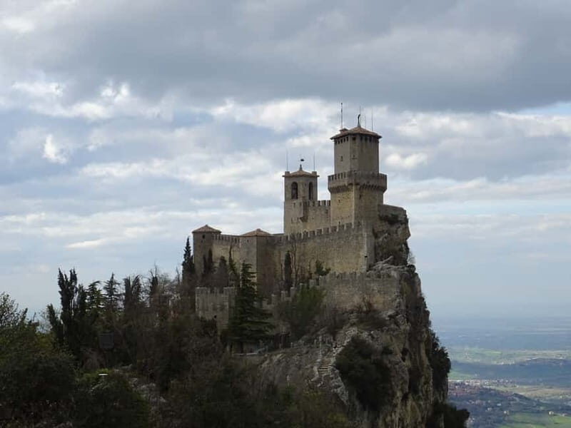 San Marino Historical Center Private Tour with tourist guide - End of Tour and Optional Exploration