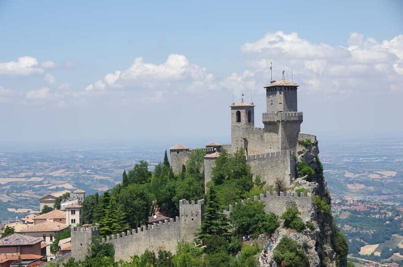 San Marino - Private Historic Walking Tour - A Closer Look at the San Marino Private Walking Tour