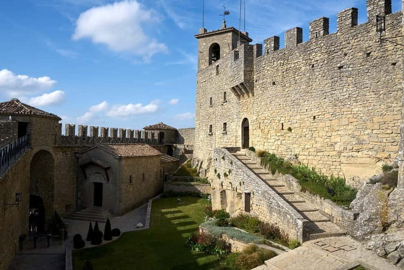 San Marino - Private Historic Walking Tour - Who Should Consider This Tour?