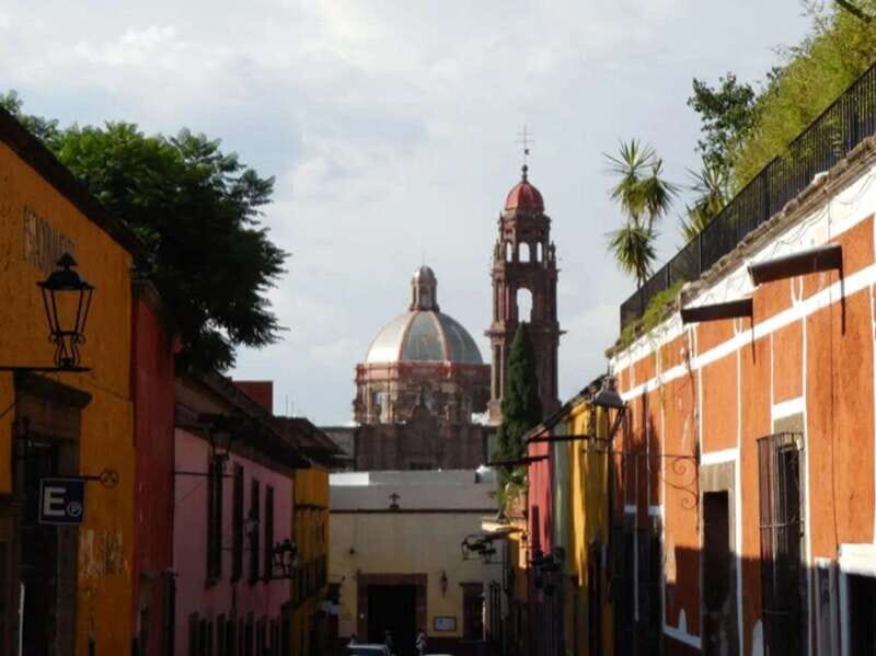 San Miguel de Allende: Private Walking Tour - Exploring San Miguel de Allende with a Private Guide