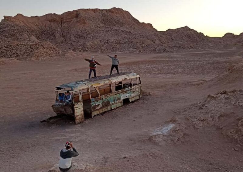 San Pedro de Atacama: Vallecito + Abandoned Bus Guided Tour - Authentic Insights from Travelers