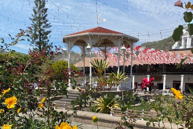 San Sebastián del Oeste, a town between mountains - Exploring San Sebastián del Oeste: A Mountain Town Frozen in Time