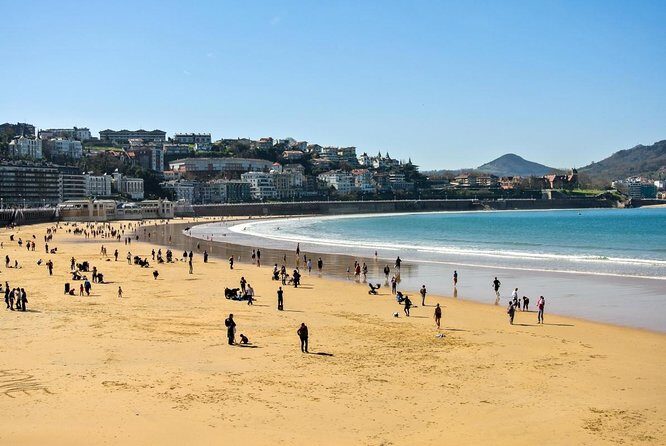 San Sebastian Hop On Hop Off Sightseeing Tour - Key Points