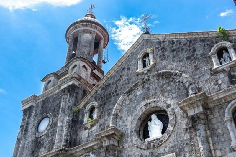 San Sebastian : Must-See Attractions Walking Tour - Exploring San Sebastian’s Old Town: An In-Depth Look