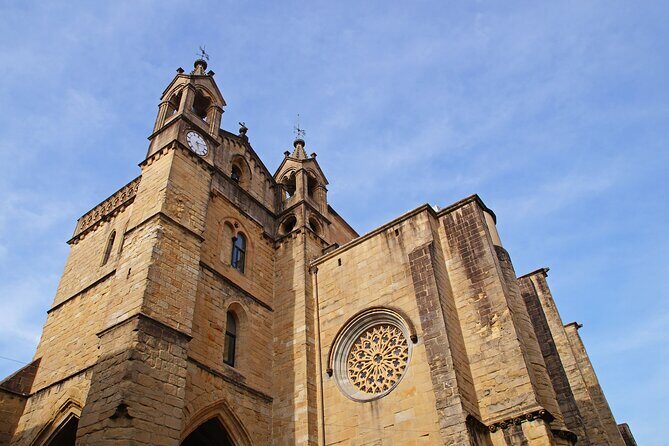 San Sebastian: Old Town Exploration Game and Tour - A Detailed Look at the Old Town Exploration Game