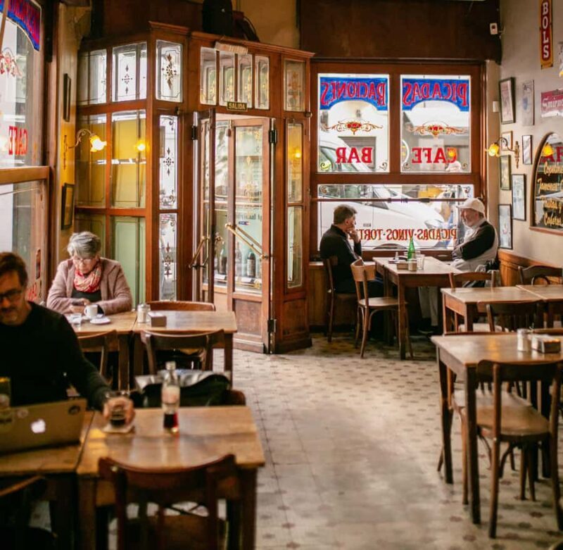 San Telmo: Historical Guided Tour with Street Food & Drinks - In-Depth Review of the San Telmo Tour