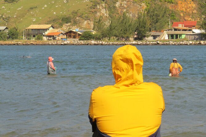 SANCTUARY OF BOTOS PESCADORES  Observe the Sanctuary and the Pedra do Frade up close - Key Points