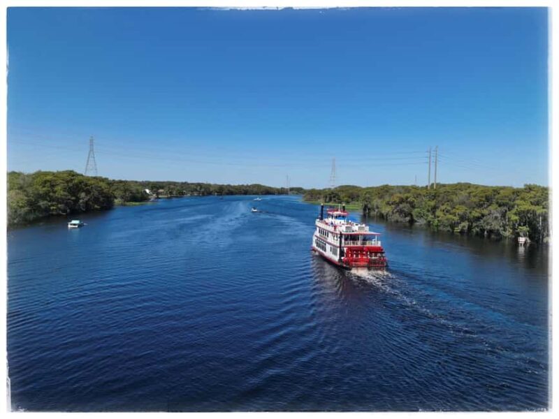 Sanford: St. Johns River Lunch Cruise with 3-Course Meal - Key Points