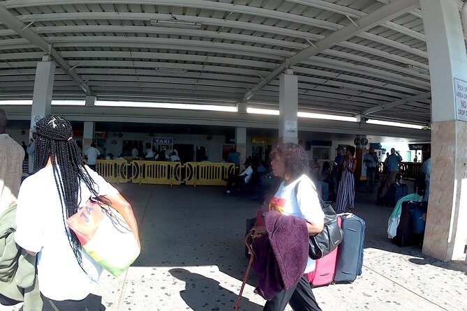 Sangster International Airport Transfer to Hotels (MBJ) Montegobay Jamaica - What to Expect from the Transfer Service