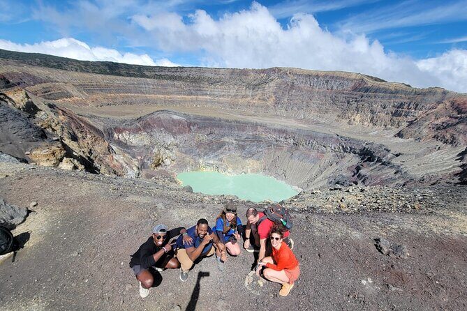Santa Ana Volcano Hike with a Sulphur Lake and Coatepeque Lake - Who Will Love This Tour?