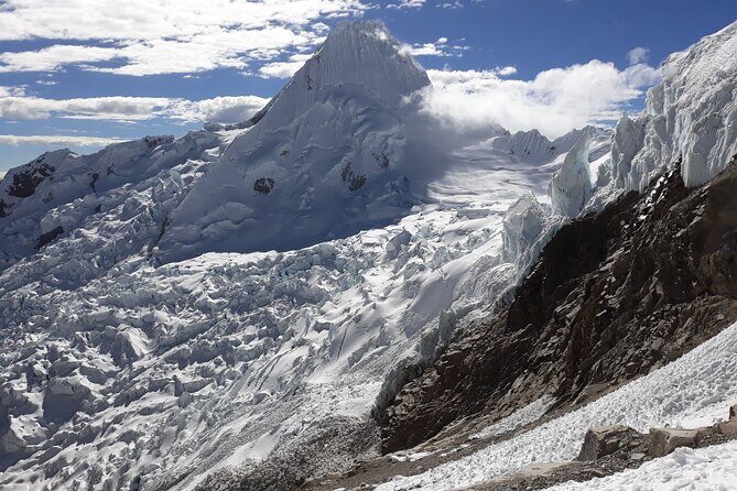 Santa Cruz Trek Peak Alpamayo 5957 m and Chopicalqui 6354 m - Rest and recovery in Huaraz