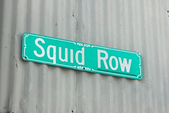 Santa Cruz Walking Tour: Discover Downtown & Mission Hill - Exploring Santa Cruz in 90 Minutes: What to Expect