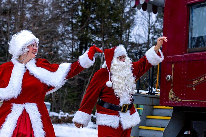 Santa Express Train First Class Granite State Railway - Key Points