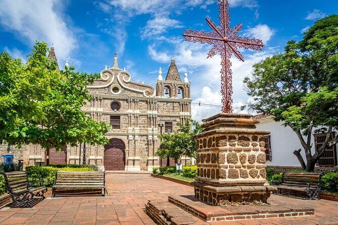 Santa Fe de Antioquia Private Tour from Medellin - Key Points
