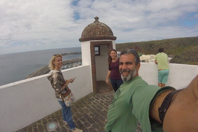 Santa Maria Island Jeep Safari Full Day Tour - The Guide and Group Size