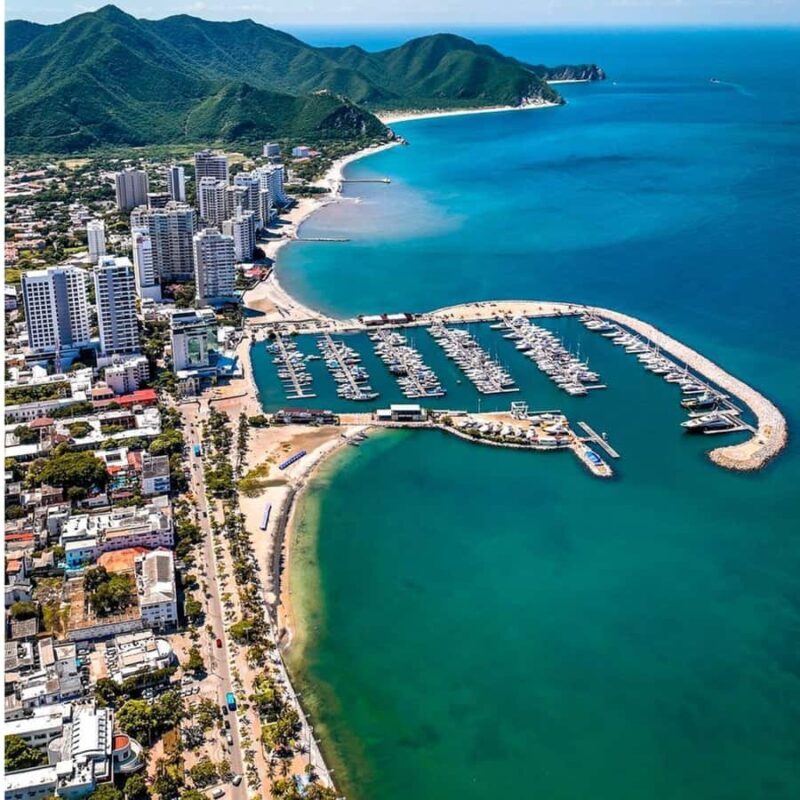 SANTA MARTA: BAY TOUR IN SPORT BOAT WITH OPEN BAR - 8 TO 10PM - FAQs