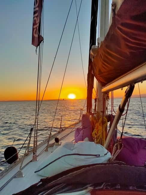 Santa Pola: Sailboat trips to Tabarca, snorkeling, and sunset with tasting - What’s Included and Practical Details