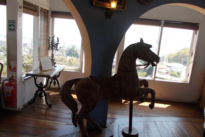 Santiago: Full-Day Neruda's Route Tour, include entraces to museums - Who Will Appreciate This Tour?