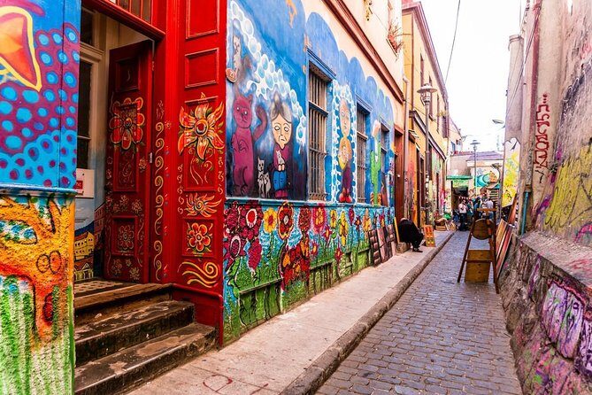 Santiago: Full day tour to Valparaiso and Viña del Mar city - The Sum Up