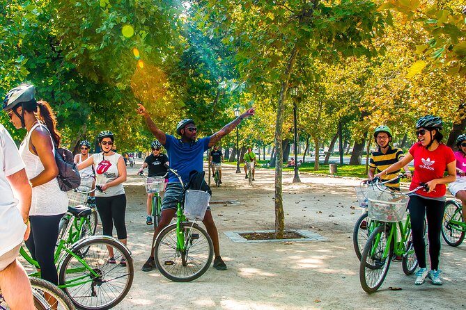 Santiago Highlights, Parks and Politics Bike Tour - An engaging way to see Santiago’s heart and soul