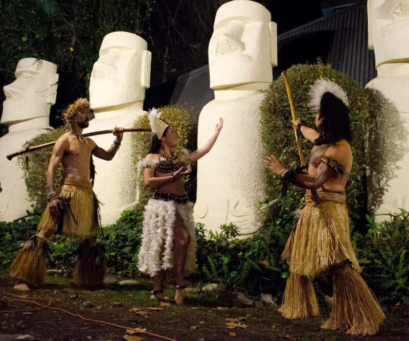 Santiago: Private Dinner & Chilean Folk Show with Transfers - How the Itinerary Unfolds