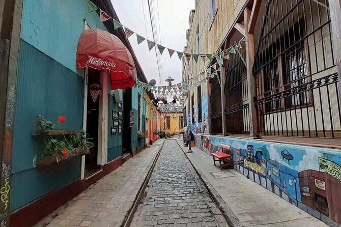 Santiago to Valparaiso & Casablanca: Port Drop-off - In-Depth Review of the Santiago to Valparaiso & Casablanca Tour