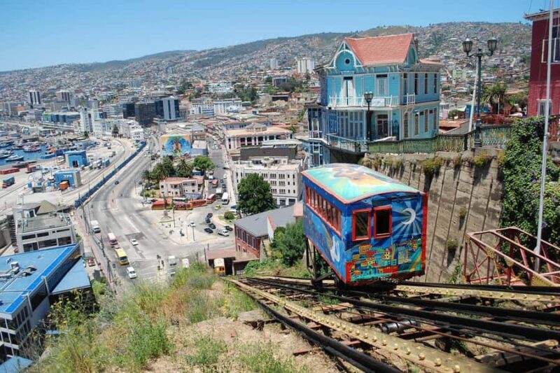 Santiago: Valparaiso and Vina del Mar Full-Day Tour - Exploring the Coastal Charm of Valparaíso and Viña del Mar