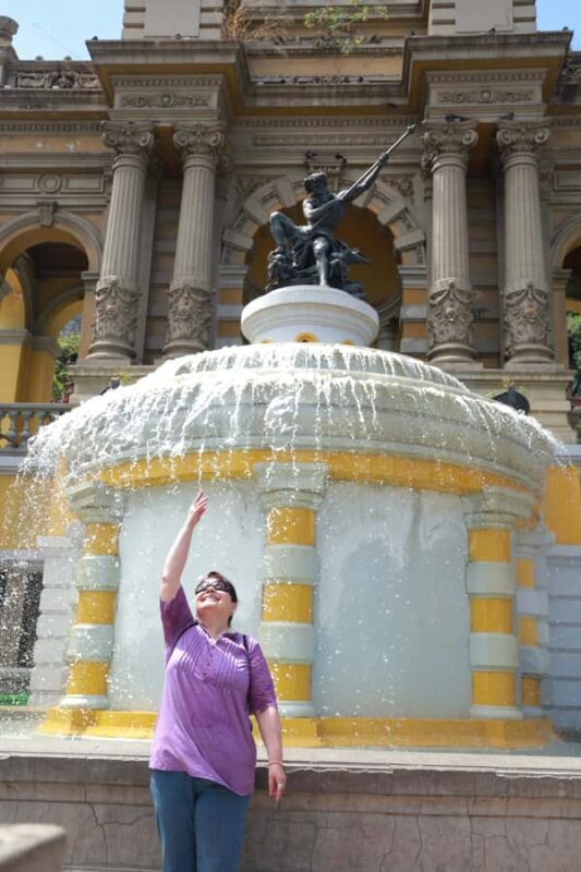 Santiago: Walking city historical & Cultural tour - Exploring Santiago: A Walk through History, Art, and Daily Life