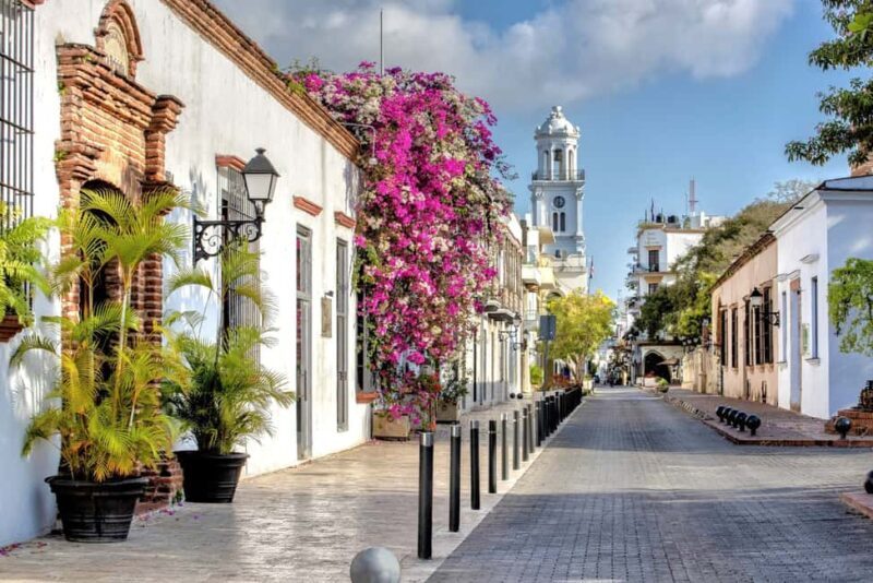Santo Domingo: City Highlights Guided Tour with Lunch - Key Points