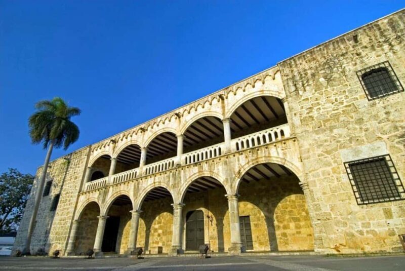 Santo Domingo: City Tour con Visita a la Playa de Boca Chica - Who Should Consider This Tour?