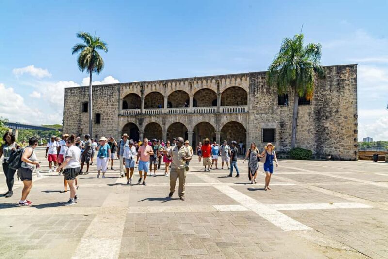 Santo Domingo Colonial City Tour Full Day with Lunch - Exploring the Santo Domingo Colonial City Tour