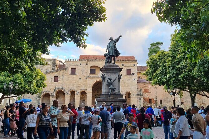 Santo Domingo Colonial City Tour with professional guide - FAQ