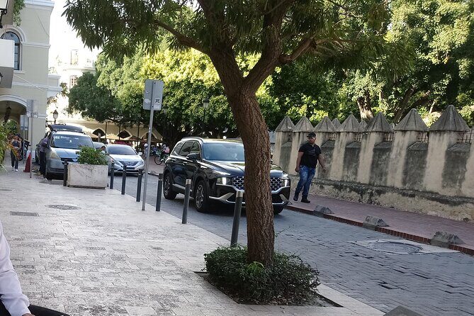 Santo Domingo Colonial City walking tour - Who Should Consider This Tour