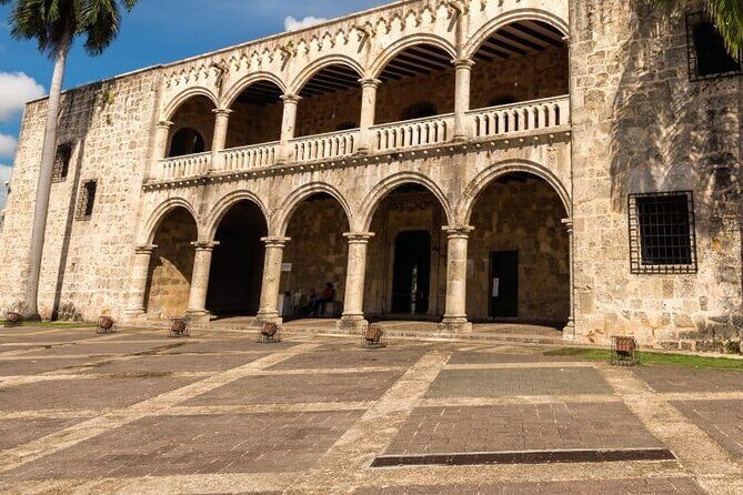 Santo Domingo: Full-Day Cultural VIP Tour of Santo Domingo City - Alcázar de Colón