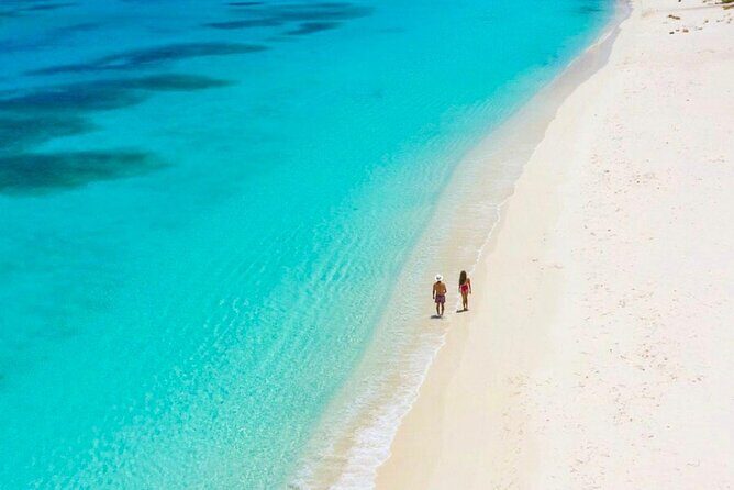 Santo Domingo : Glamping in Bay of Eagles All Inclusive - Arrival at the Glamping Site