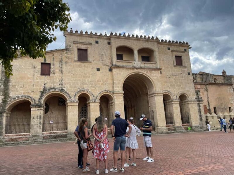 Santo Domingo: Guided City Tour with Lunch - FAQ