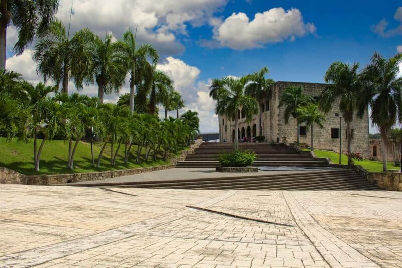 Santo Domingo: Private City Tour walking - Key Points