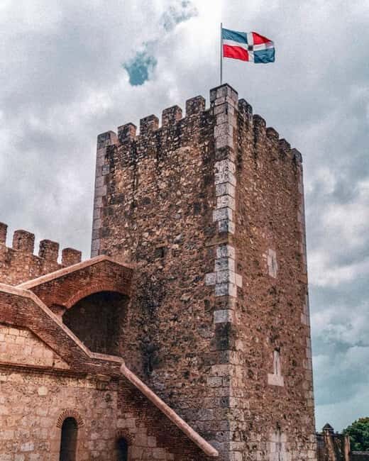 Santo Domingo: Private VIP Tour  City Tour + Beach with Lunch - FAQ