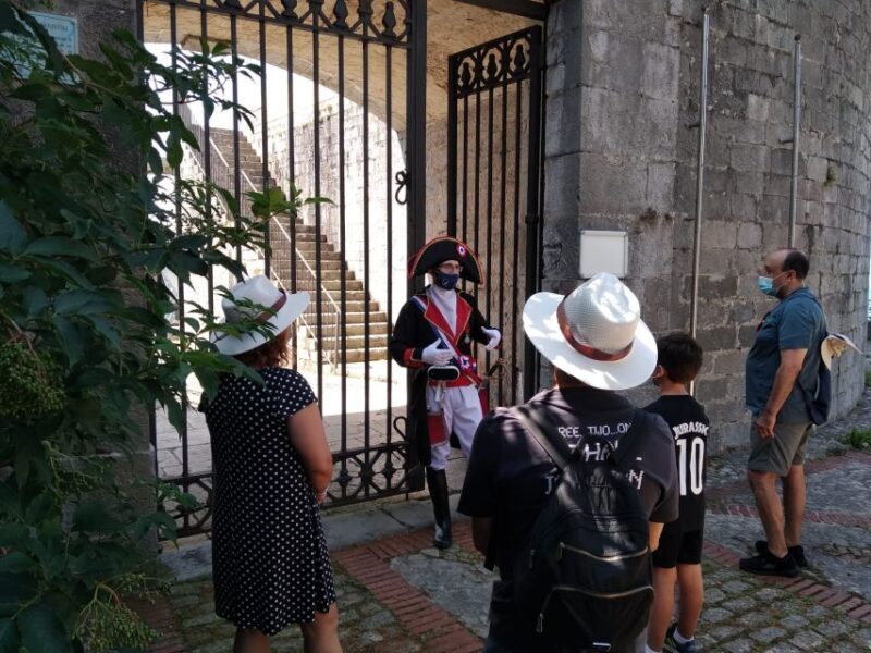 Santona: Caracterized Napoleonic Tour - Key Points