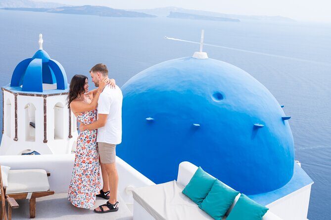 Santorini 1 Photo Tour with Personal Photographer Instagram Spots - FAQ