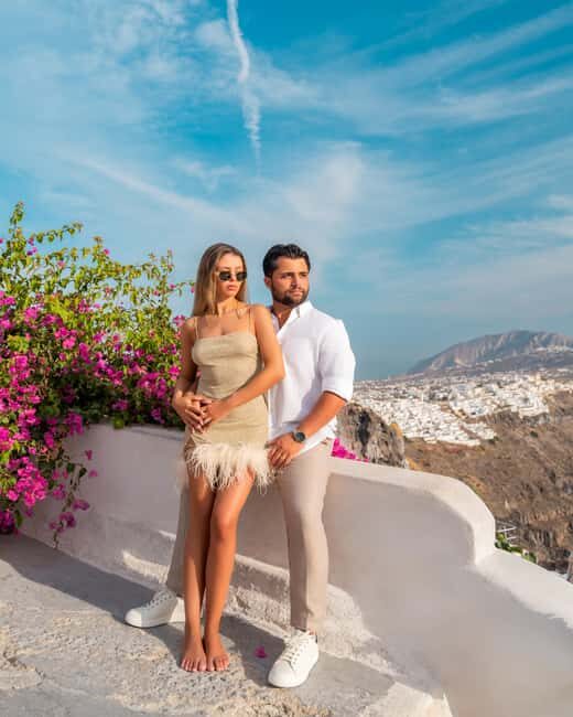 Santorini: 45-minute Photoshoot in Oia - Why This Experience Works Well