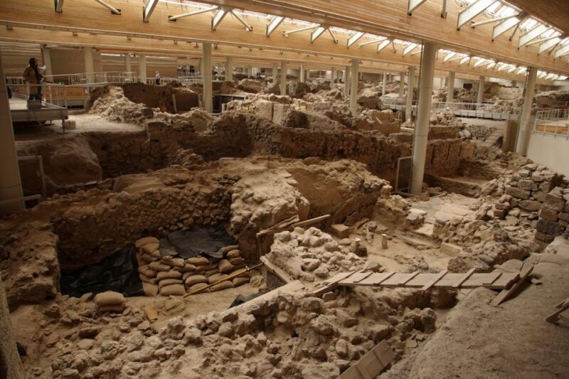 Santorini: Akrotiri Entry Ticket and Audio Guide - Key Points