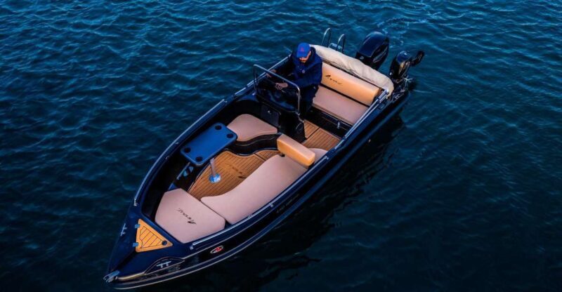 Santorini Boat Cruise -License Free- - Discover Santorini from the Water: A License-Free Boat Cruise Experience
